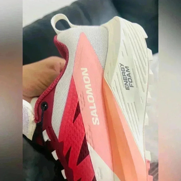 Women’s shoes - Picture 1 of 3